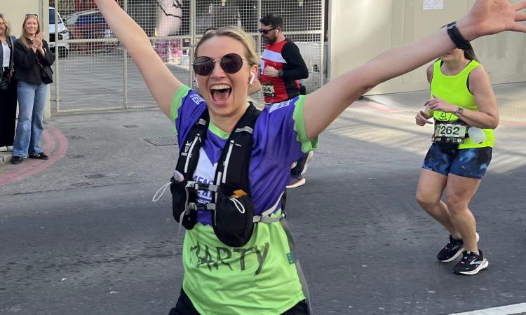 London Landmarks Half Marathon 2025 Runner 