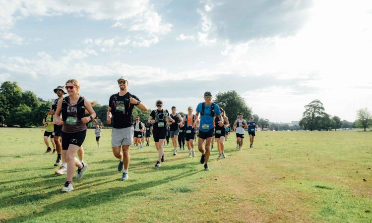 Race to the King showing people running